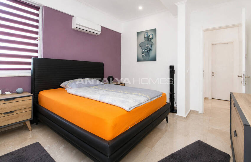 Ground-floor Apartment with Communal Pool in Antalya Serik 10