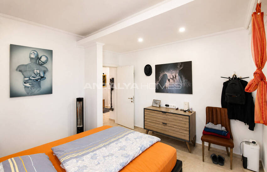 Ground-floor Apartment with Communal Pool in Antalya Serik 12