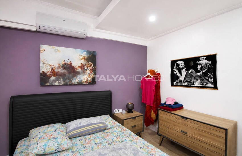 Ground-floor Apartment with Communal Pool in Antalya Serik 13