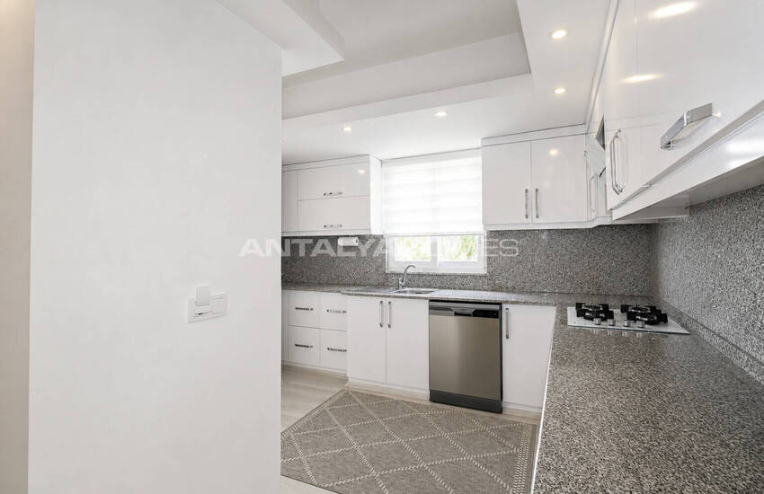 Doppelvilla Mit Gemeinschaftspool In Antalya Kadriye 17