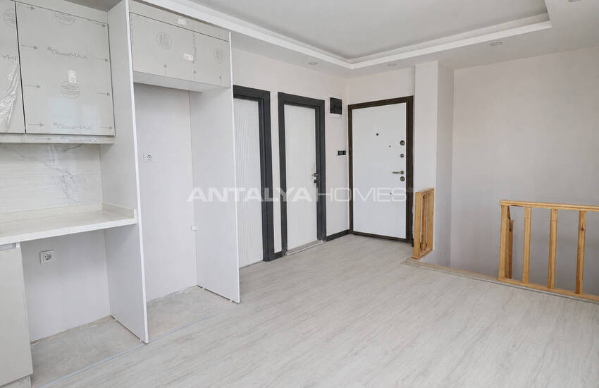 3-bedroom Duplex Apartment Near City Hospital in Kepez Antalya 14