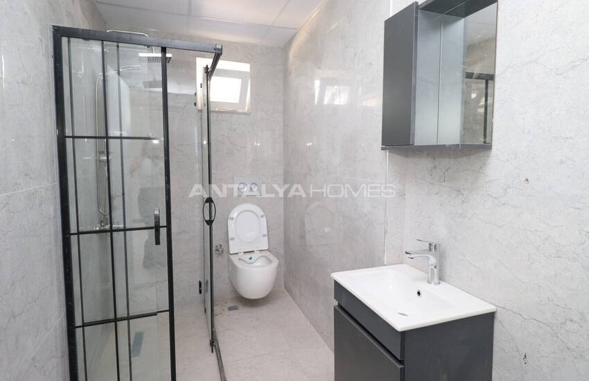 3-bedroom Duplex Apartment Near City Hospital in Kepez Antalya 16