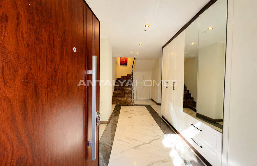 City-view Villa in Alanya Turkey with Spacious Layout 50