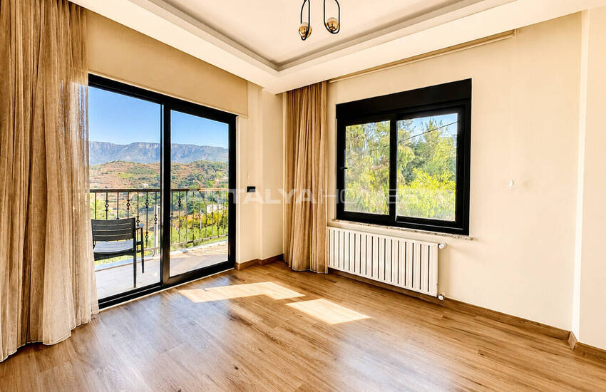City-view Villa in Alanya Turkey with Spacious Layout 41