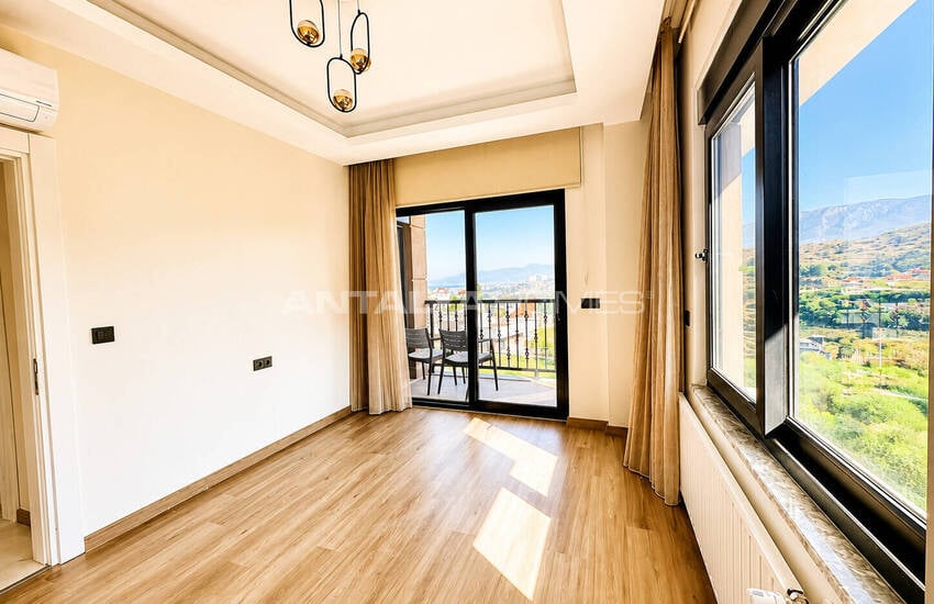 City-view Villa in Alanya Turkey with Spacious Layout 42