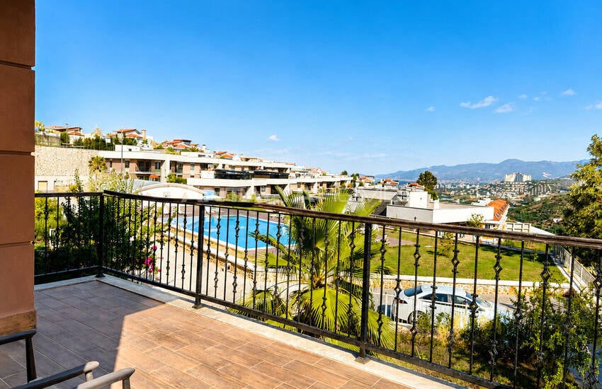 City-view Villa in Alanya Turkey with Spacious Layout 38