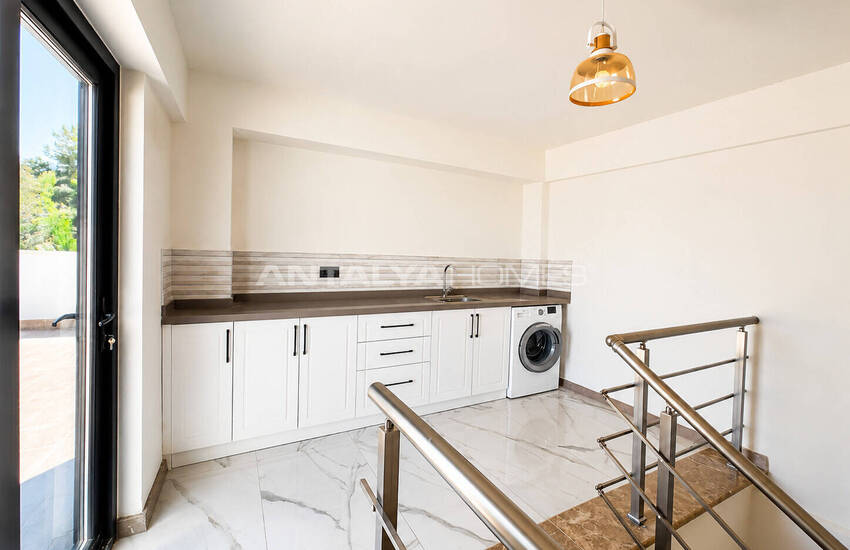 City-view Villa in Alanya Turkey with Spacious Layout 48