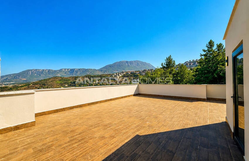 City-view Villa in Alanya Turkey with Spacious Layout 53
