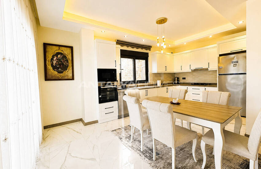 City-view Villa in Alanya Turkey with Spacious Layout 20