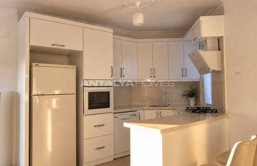 Charming Semi-detached Villa with Garden in Antalya Kadriye 11