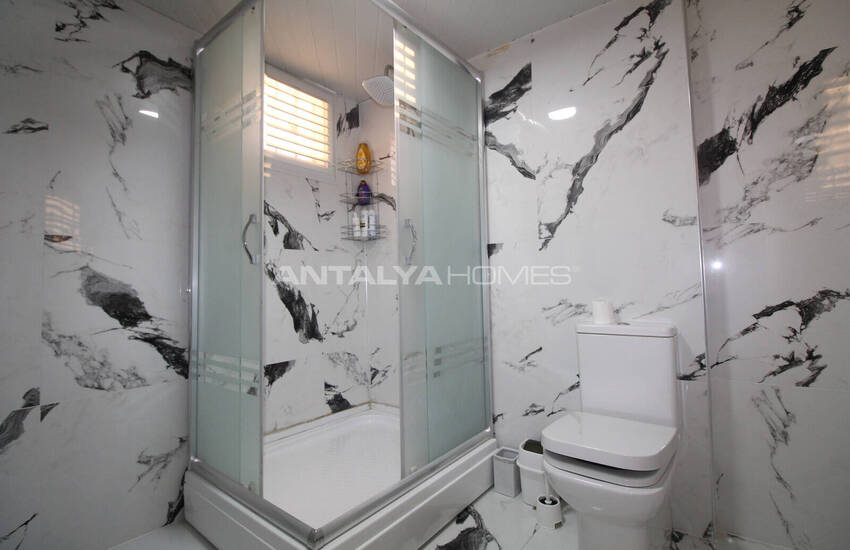 Charming Semi-detached Villa with Garden in Antalya Kadriye 28