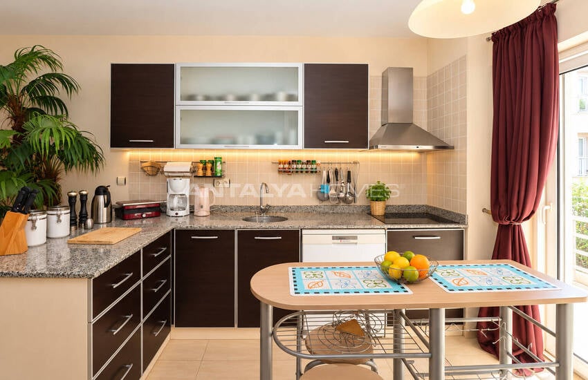 Tenis Resort Apartment with Rich Amenities in Antalya Konyaaltı 15