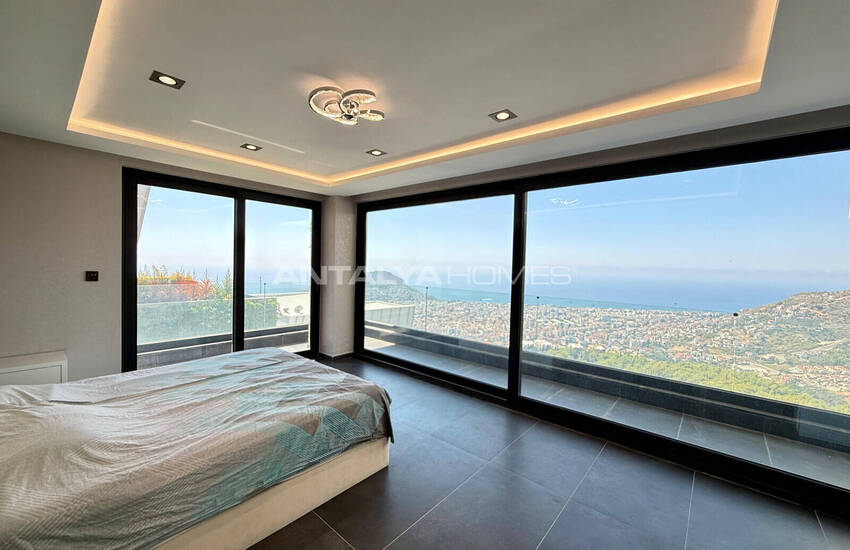 Stunning Detached Villa in Alanya Turkey with Sea View 32