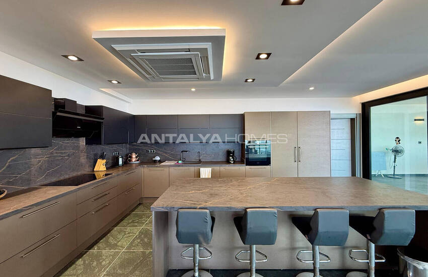 Stunning Detached Villa in Alanya Turkey with Sea View 17