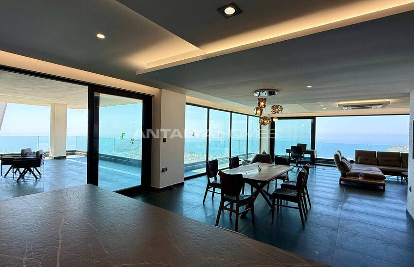 Stunning Detached Villa in Alanya Turkey with Sea View 15