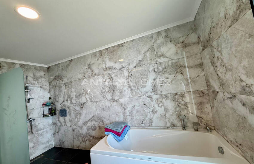 Stunning Detached Villa in Alanya Turkey with Sea View 51