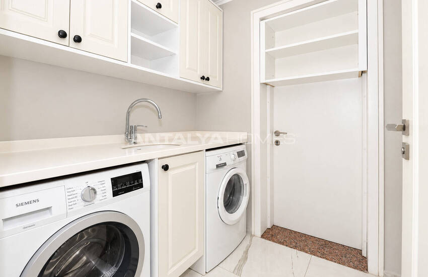 Appartement In Een Zee-complex Met Zwembad In Konyaaltı Antalya 25