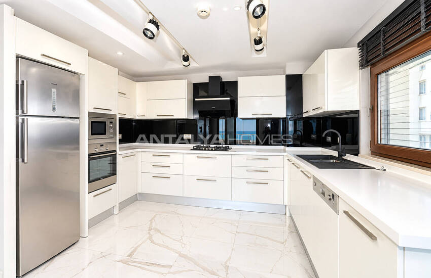 Appartement In Een Zee-complex Met Zwembad In Konyaaltı Antalya 17