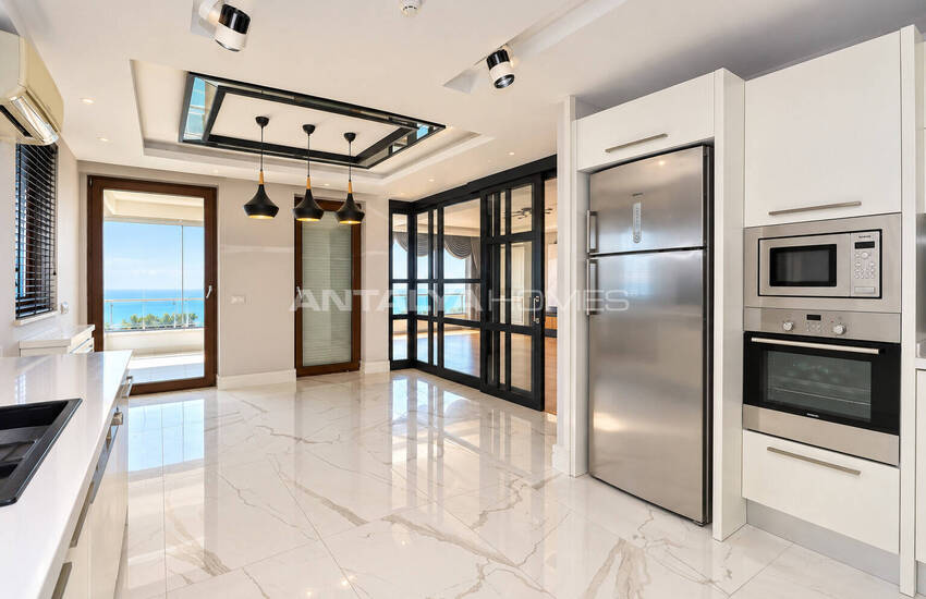 Appartement In Een Zee-complex Met Zwembad In Konyaaltı Antalya 16