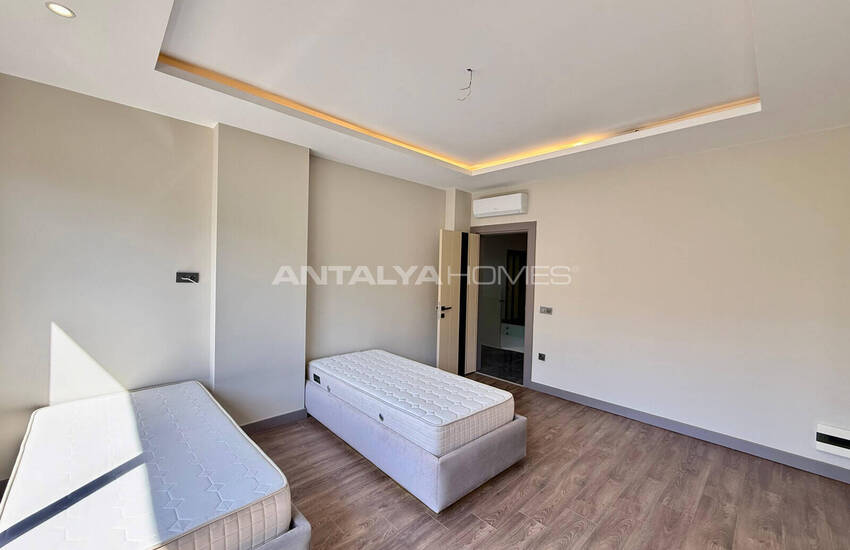 Freistehende 7-zimmer-villa Mit Pool In Alanya 20