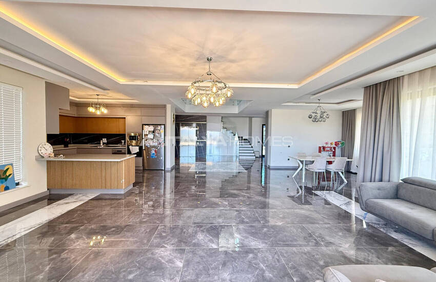 Freistehende 7-zimmer-villa Mit Pool In Alanya 14