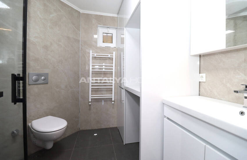 Apartment Within Walking Distance of the Sea in Antalya Muratpasa 24