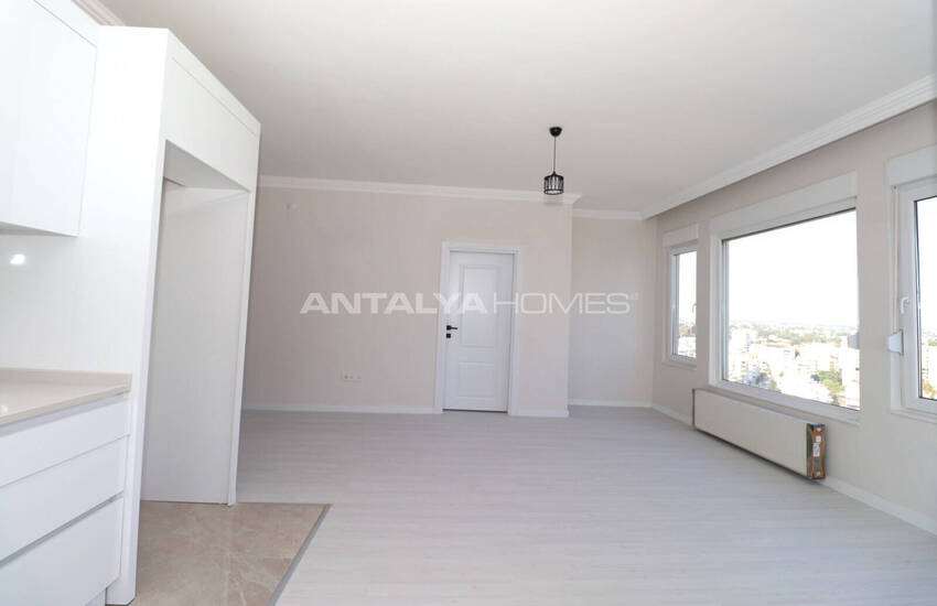 Apartment Within Walking Distance of the Sea in Antalya Muratpasa 16