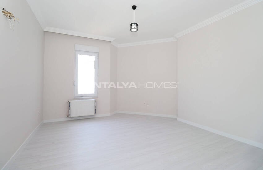 Apartment Within Walking Distance of the Sea in Antalya Muratpasa 18