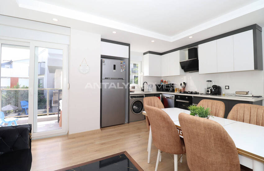 Duplexwohnung Mit Gemeinschaftspool In Antalya Muratpaşa 18