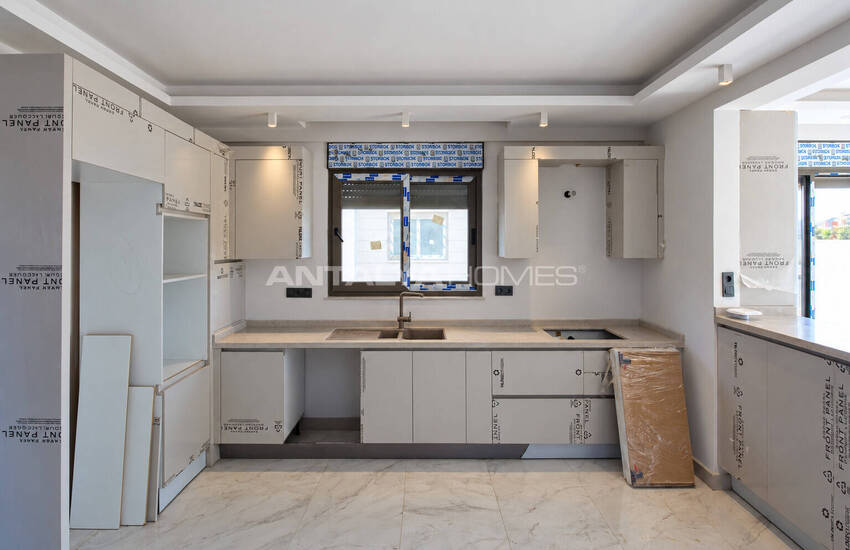 5-bedroom Detached Villa with Private Pool in Antalya Belek 21