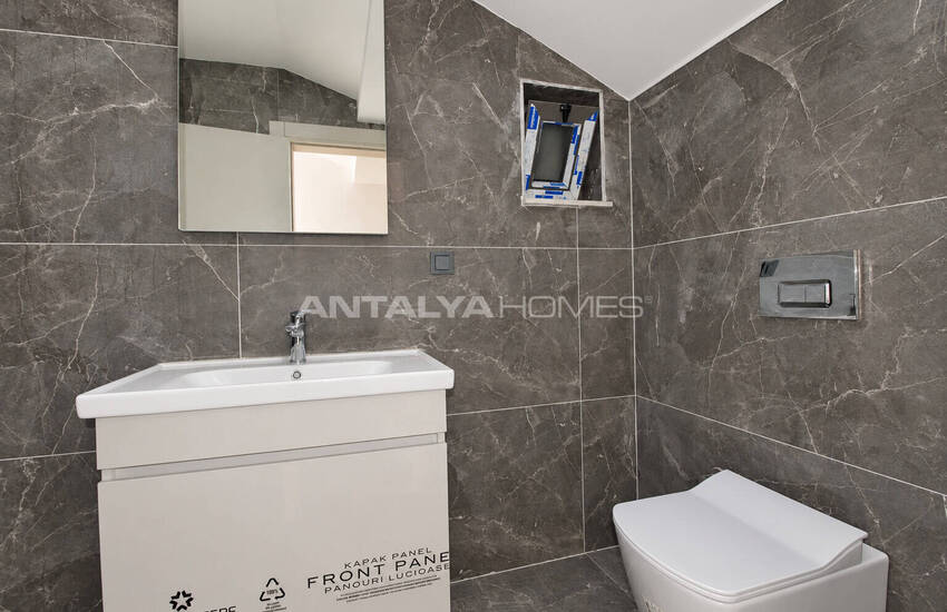 5-bedroom Detached Villa with Private Pool in Antalya Belek 40