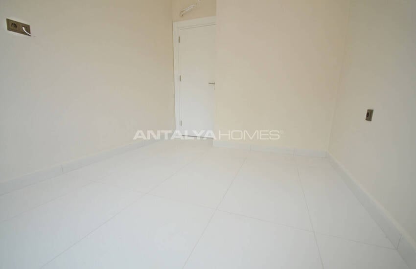 Apartments with Nature View in Alanya Turkey with Communal Pool 13