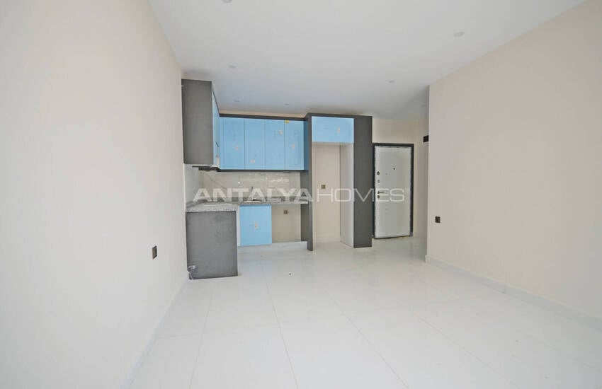 Apartments with Nature View in Alanya Turkey with Communal Pool 9