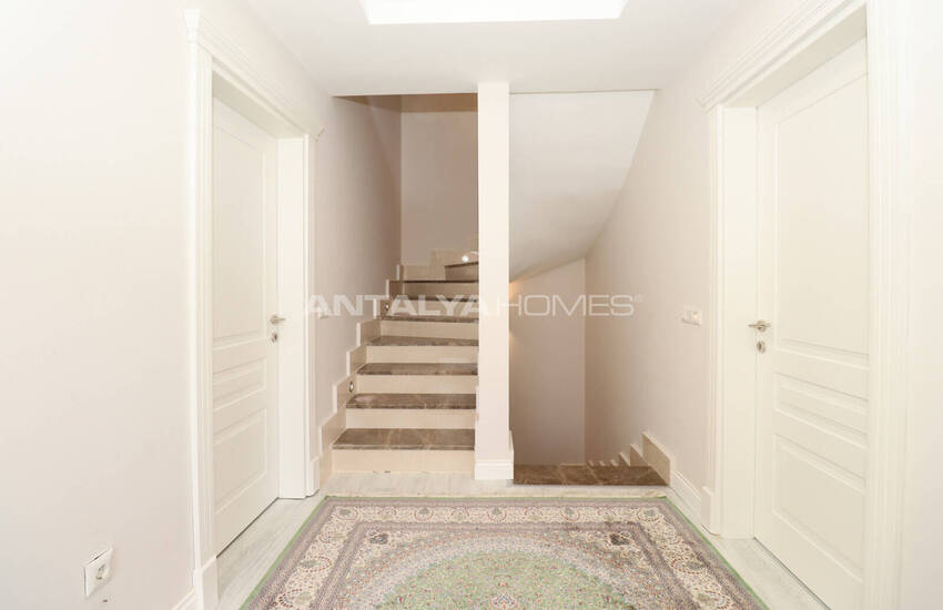 Modern Semi-detached Villa for Sale in Döşemealtı Antalya 56