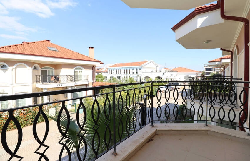 Modern Semi-detached Villa for Sale in Döşemealtı Antalya 54