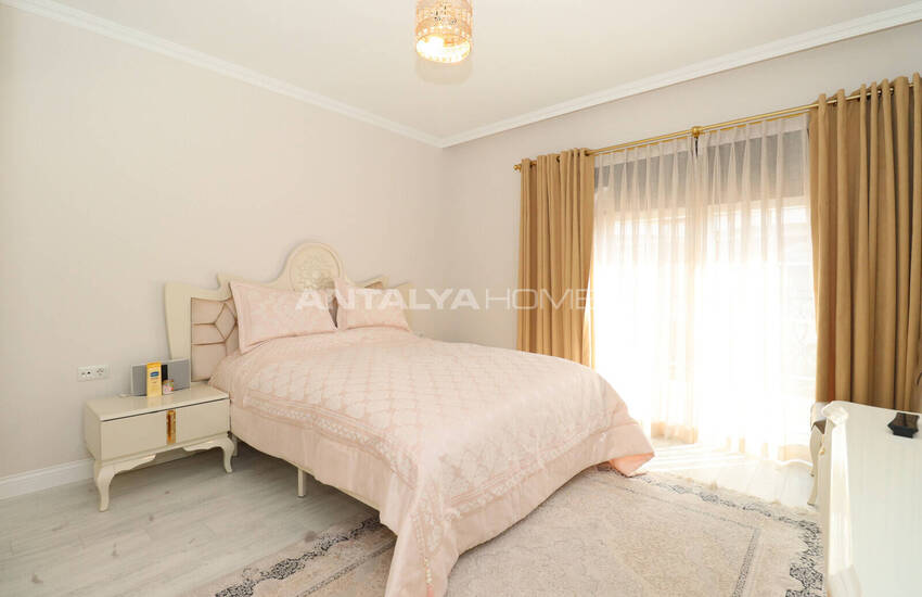 Modern Semi-detached Villa for Sale in Döşemealtı Antalya 38