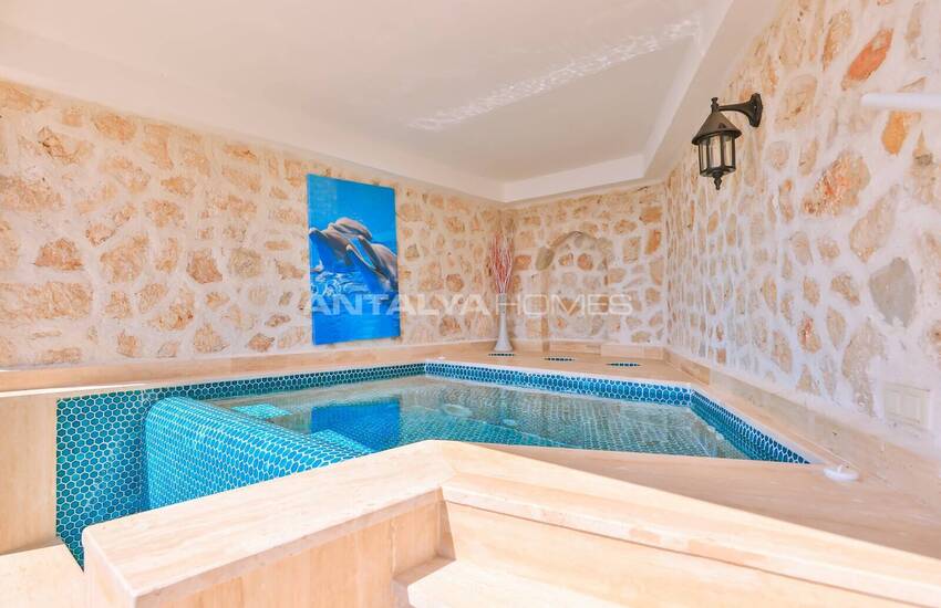 Antalya Kalkan'da Deniz Manzaralı 5 Yatak Odalı Müstakil Villa 23