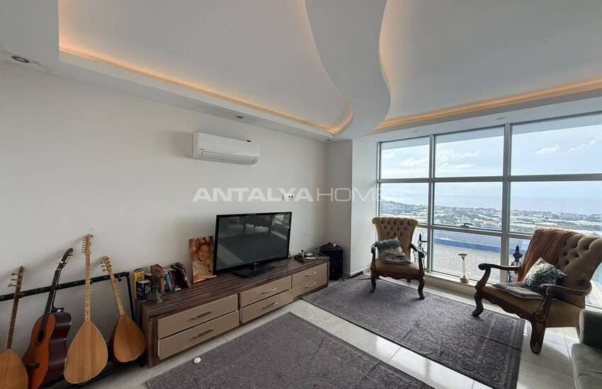 Alanya’da Özel Havuzlu ve Deniz Manzaralı Satılık Müstakil Ev 22