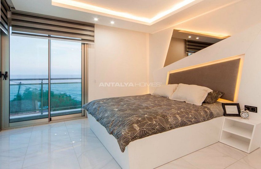 Artistically Designed Beachfront Apartments in Alanya 22