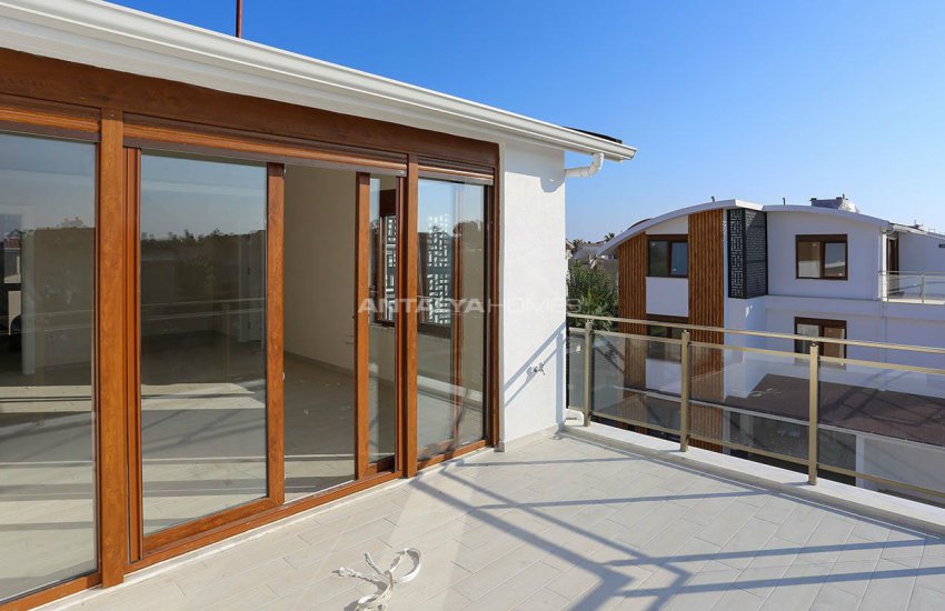 ویلا های تریپلکس 3 خوابه در فاصله 7 دقیقه ای ساحل بلک 15