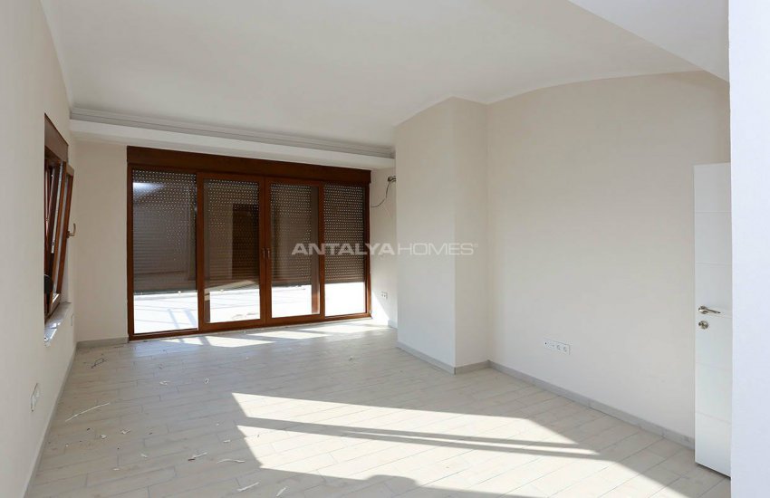 ویلا های تریپلکس 3 خوابه در فاصله 7 دقیقه ای ساحل بلک 9