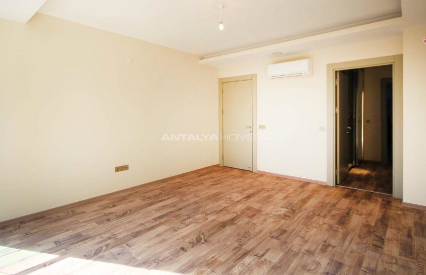 Semi-detached Villa Close to the Beach in Antalya 10