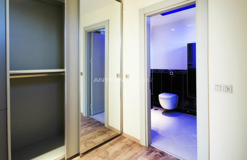 Semi-detached Villa Close to the Beach in Antalya 11