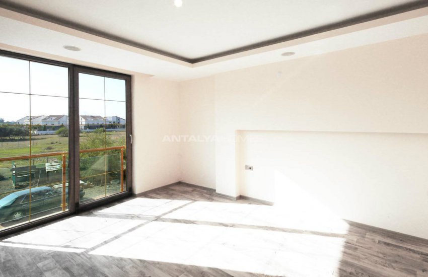 Semi-detached Villa Close to the Beach in Antalya 15