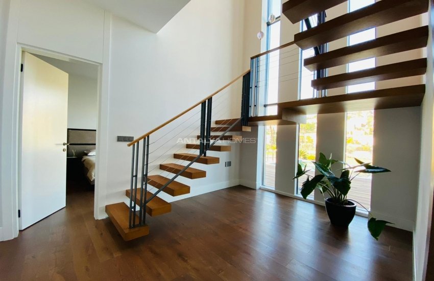 Bodrum Yalıkavak'ta Sahile Yürüme Mesafesinde Dubleks Villa 16