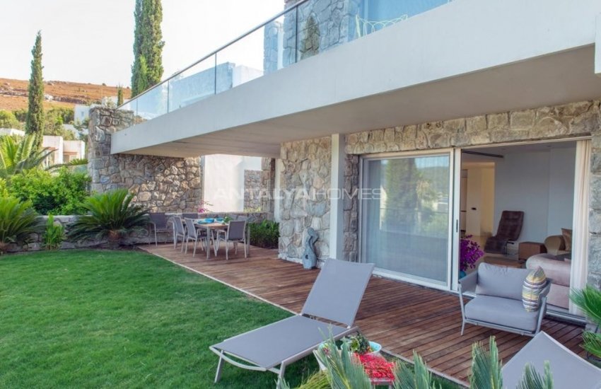 Ready to Move Beachfront Apartments in Bodrum Turkbuku 32