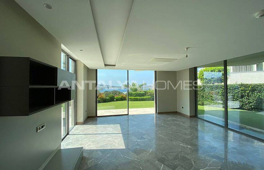 Luxury Sea View Villas with Private Pier in Bodrum Mugla 17