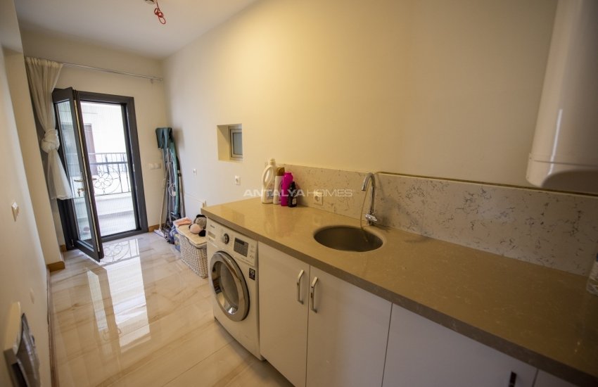 Well-maintained Modern Villa Close to the Beach in Mugla 16