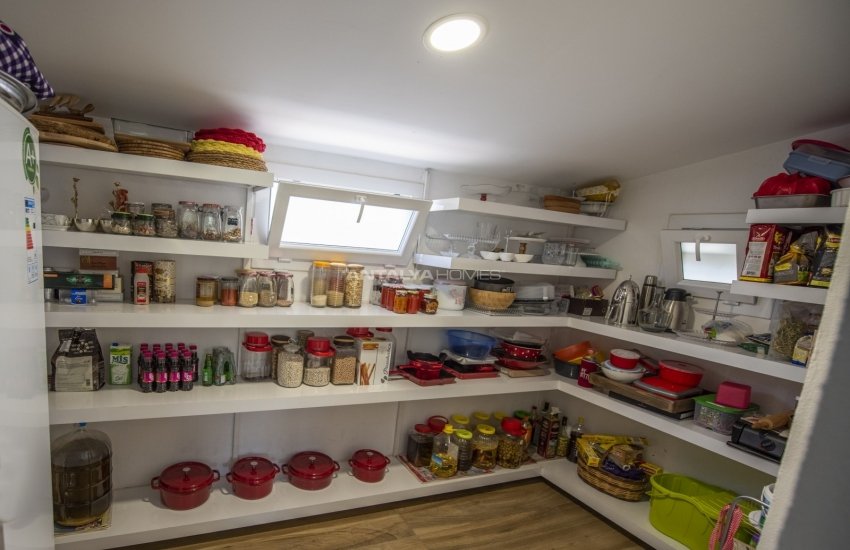 Well-maintained Modern Villa Close to the Beach in Mugla 17