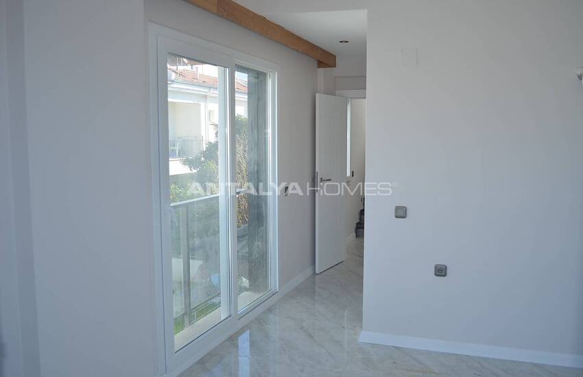 Fethiye'nin Merkezinde Bahçeli ve Modern Tasarımlı Villalar 34